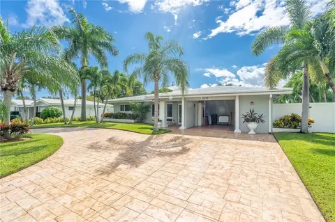 2240 NE 41st St, Lighthouse Point, FL 33064 photo 2