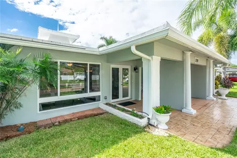 2240 NE 41st St, Lighthouse Point, FL 33064 photo 3