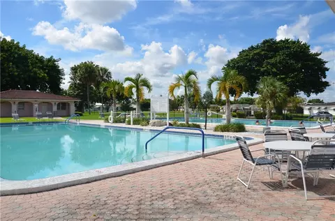 4810 NW 49th Rd, Tamarac, FL 33319 photo 19