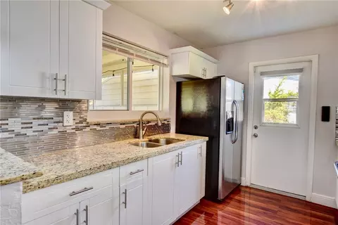 1101 E River Dr, Margate, FL 33063 photo 5