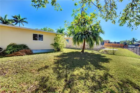 1101 E River Dr, Margate, FL 33063 photo 23