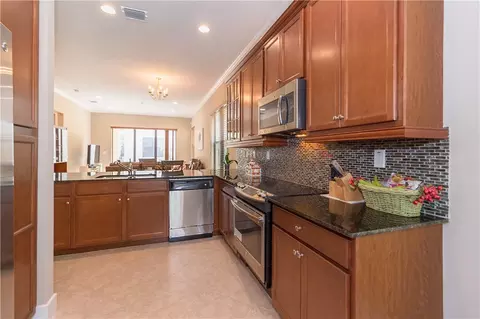 3334 W 97th St, Hialeah, FL 33018 photo 3