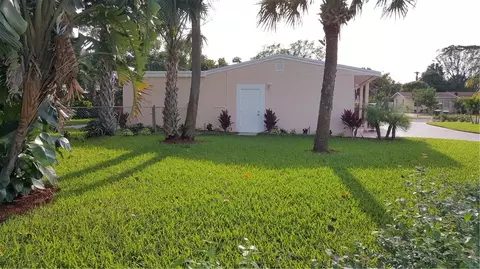 602 Wright Dr, Lake Worth, FL 33461 photo 4