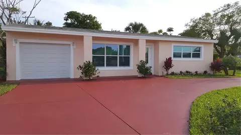 602 Wright Dr, Lake Worth, FL 33461 photo 2