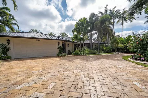 3100 NE 23rd Ave, Lighthouse Point, FL 33064 photo 2
