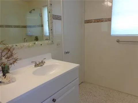 2261 NE 37th St, Lighthouse Point, FL 33064 photo 12