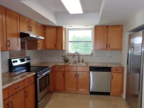 2261 NE 37th St, Lighthouse Point, FL 33064 photo 9