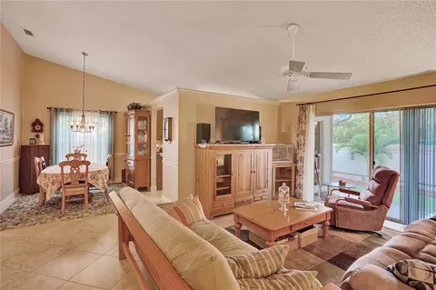 6400 Harbor Bnd, Margate, FL 33063 photo 10