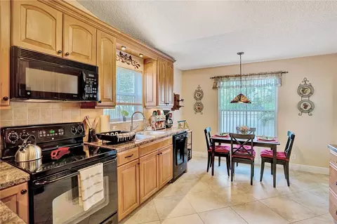 6400 Harbor Bnd, Margate, FL 33063 photo 3