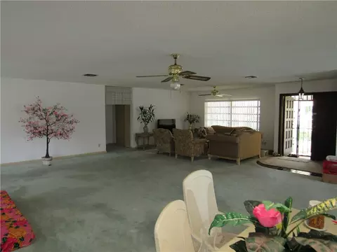 131 E Palm Dr, Margate, FL 33063 photo 2