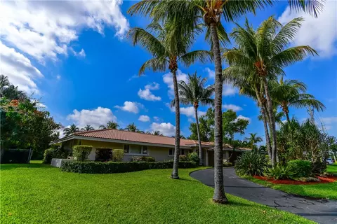 2260 NE 30th St, Lighthouse Point, FL 33064 photo 3