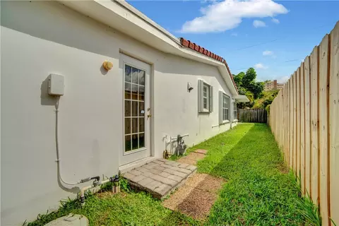3406 Barton Rd, Pompano Beach, FL 33062 photo 36