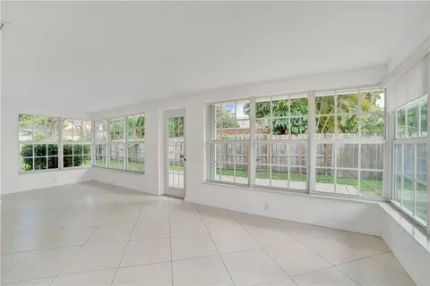 3406 Barton Rd, Pompano Beach, FL 33062 photo 6