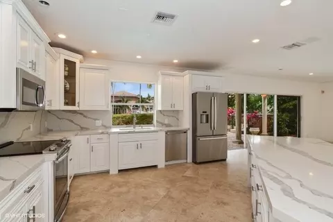 2641 NE 47th St, Lighthouse Point, FL 33064 photo 6