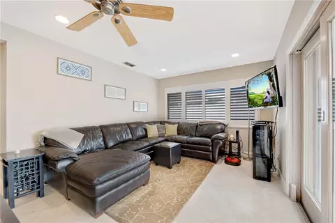 241 SE 3rd St, Pompano Beach, FL 33060 photo 15