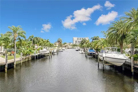 241 SE 3rd St, Pompano Beach, FL 33060 photo 37