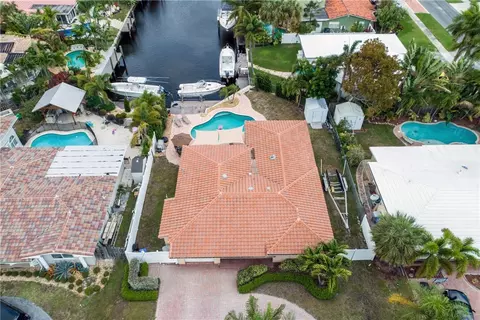 241 SE 3rd St, Pompano Beach, FL 33060 photo 29