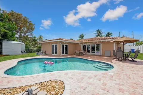 241 SE 3rd St, Pompano Beach, FL 33060 photo 47