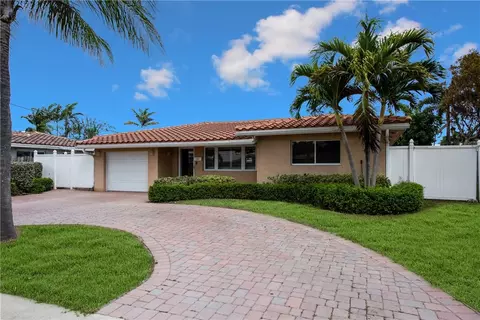 241 SE 3rd St, Pompano Beach, FL 33060 photo 1