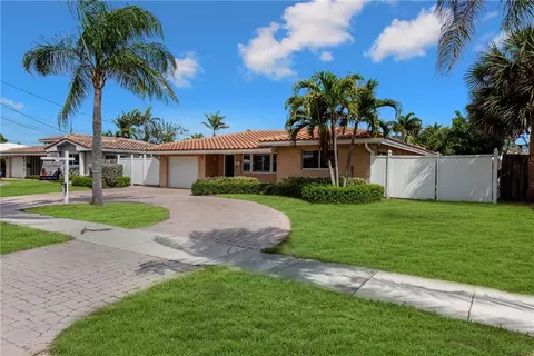 241 SE 3rd St, Pompano Beach, FL 33060 photo 40