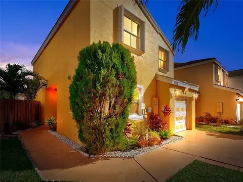 6209 Mohawk Ter, Margate, FL 33063 photo 2