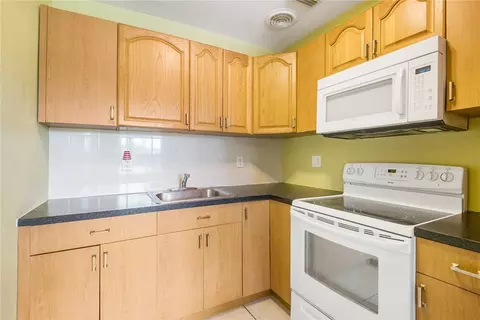 4331 NE 15th Ter, Pompano Beach, FL 33064 photo 4