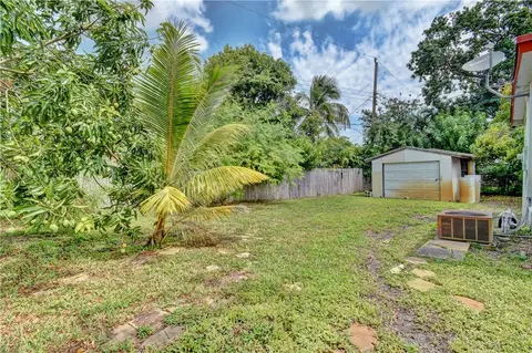 4331 NE 15th Ter, Pompano Beach, FL 33064 photo 9