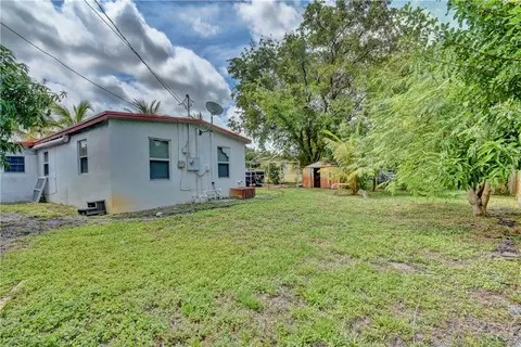 4331 NE 15th Ter, Pompano Beach, FL 33064 photo 11