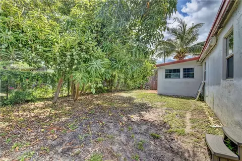 4331 NE 15th Ter, Pompano Beach, FL 33064 photo 10