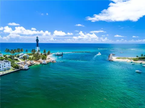 2742 NE 24th St, Lighthouse Point, FL 33064 photo 14