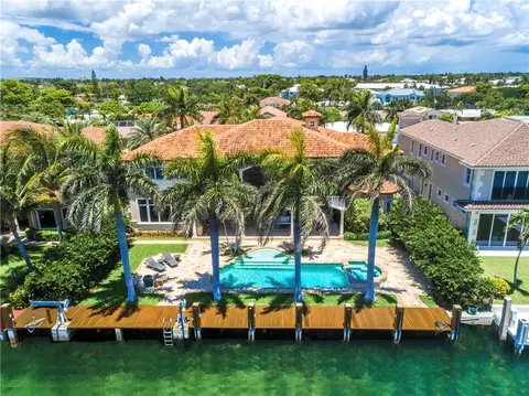 2742 NE 24th St, Lighthouse Point, FL 33064 photo 11
