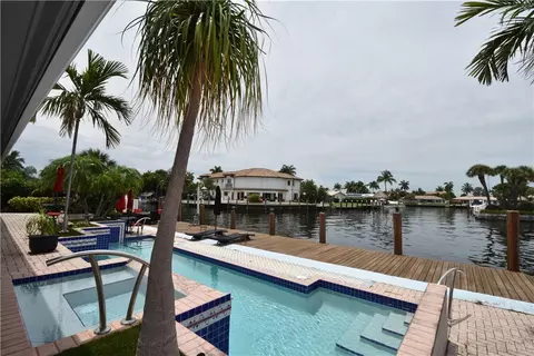 2761 NE 3rd St, Pompano Beach, FL 33062 photo 1