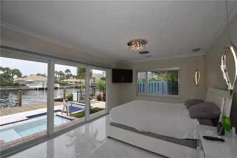 2761 NE 3rd St, Pompano Beach, FL 33062 photo 17