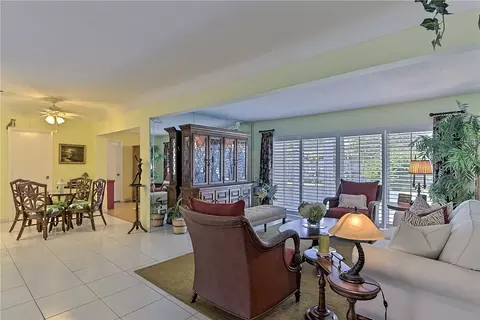 2265 NE 37th Ct, Lighthouse Point, FL 33064 photo 2