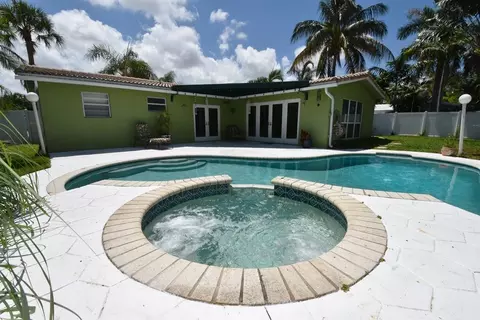 5010 NE 23rd Ave, Lighthouse Point, FL 33064 photo 1
