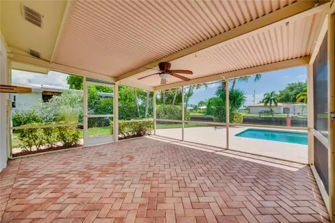 268 SE 3rd Ter, Pompano Beach, FL 33060 photo 4