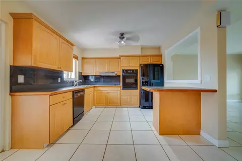 268 SE 3rd Ter, Pompano Beach, FL 33060 photo 18