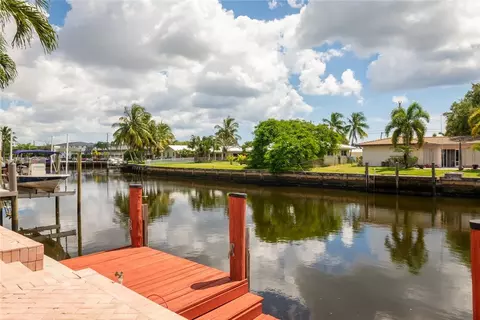 268 SE 3rd Ter, Pompano Beach, FL 33060 photo 10