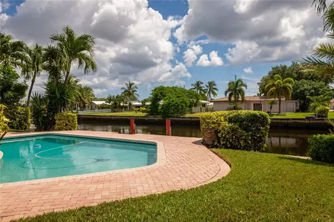 268 SE 3rd Ter, Pompano Beach, FL 33060 photo 12