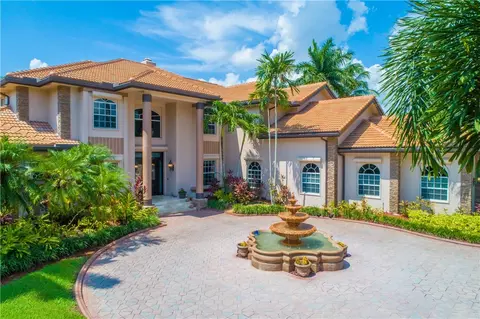 3845 Windmill Lakes Rd, Weston, FL 33332 photo 5