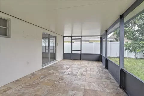140 SE 3rd St, Pompano Beach, FL 33060 photo 27