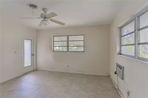 140 SE 3rd St, Pompano Beach, FL 33060 photo 19