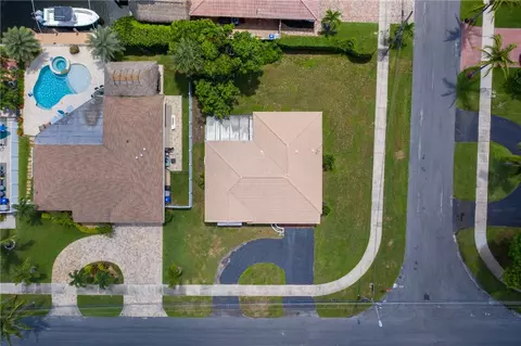 140 SE 3rd St, Pompano Beach, FL 33060 photo 35