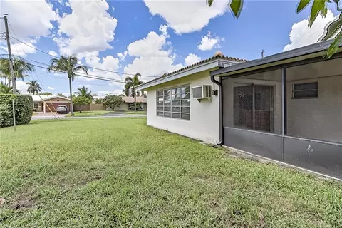 140 SE 3rd St, Pompano Beach, FL 33060 photo 33