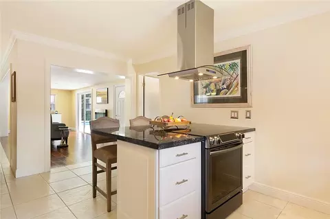 2150 NE 34th Ct, Lighthouse Point, FL 33064 photo 11