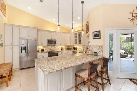 6566 Windsor Dr, Parkland, FL 33067 photo 4