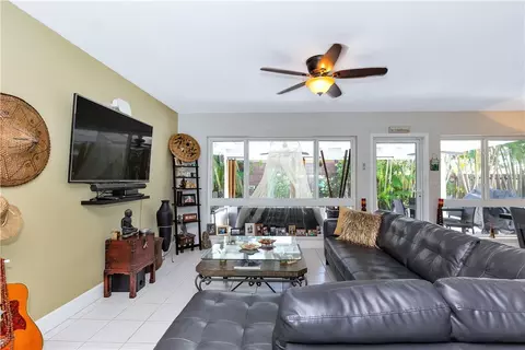 1500 SE 3rd St, Pompano Beach, FL 33060 photo 22