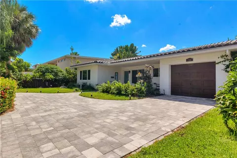 1500 SE 3rd St, Pompano Beach, FL 33060 photo 1