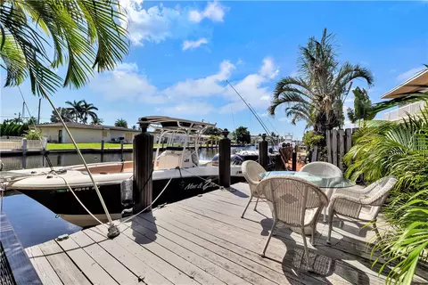 1500 SE 3rd St, Pompano Beach, FL 33060 photo 3
