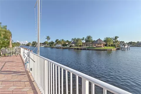800 Pine Dr #6, Pompano Beach, FL 33060 photo 2